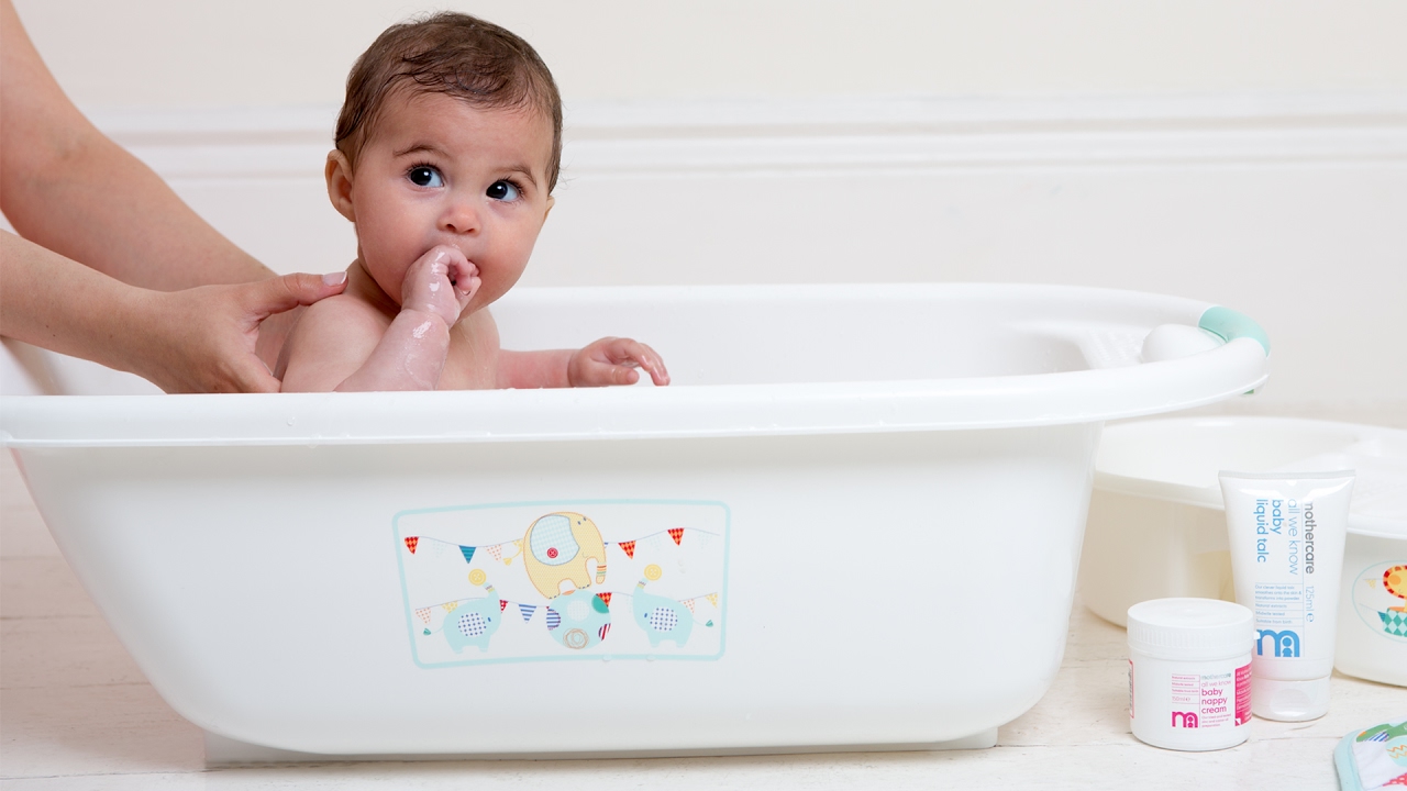 baby bathing products